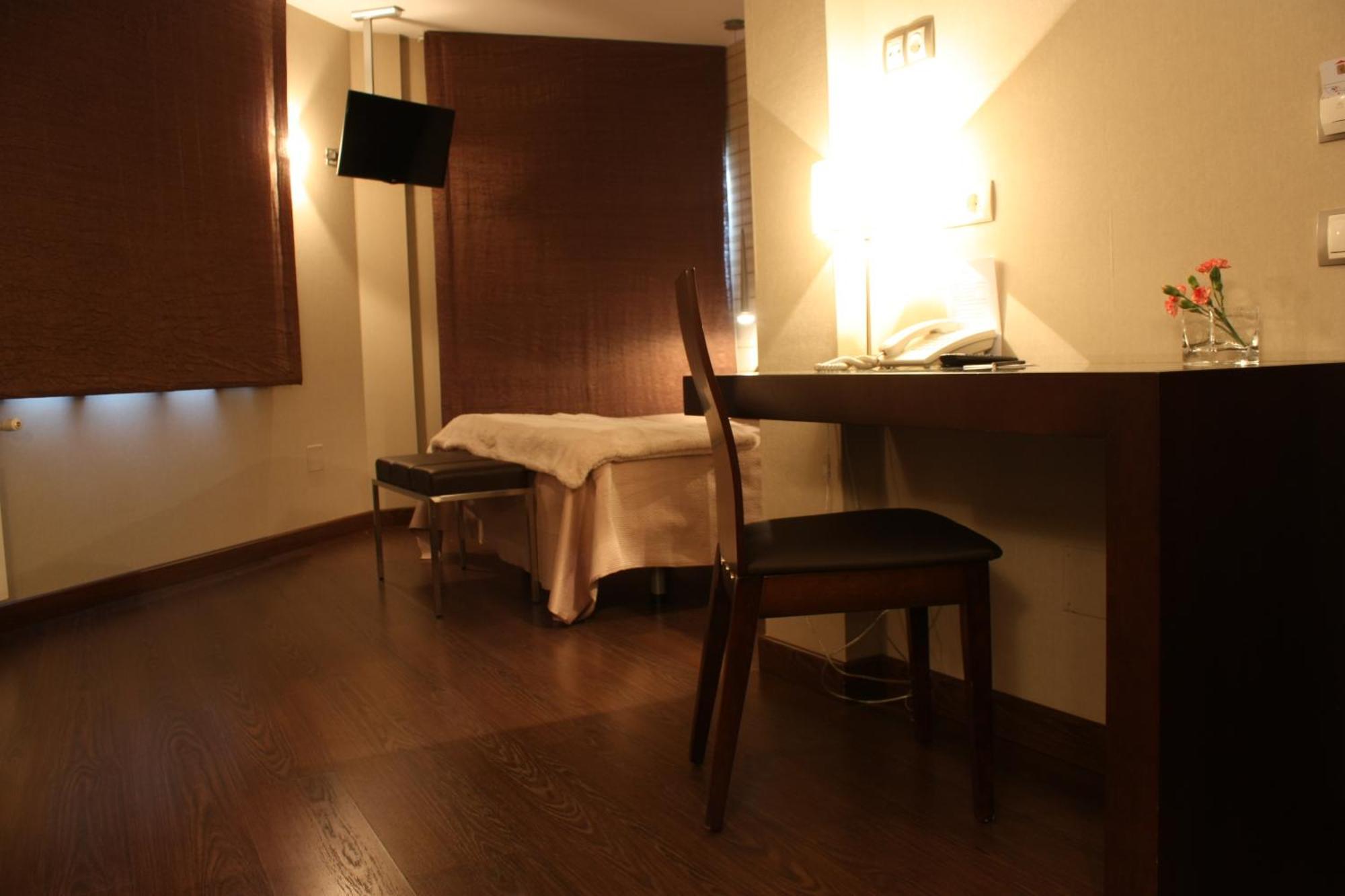 Hotel Pontes Do Eume Puentes de Garcia Rodriguez Δωμάτιο φωτογραφία