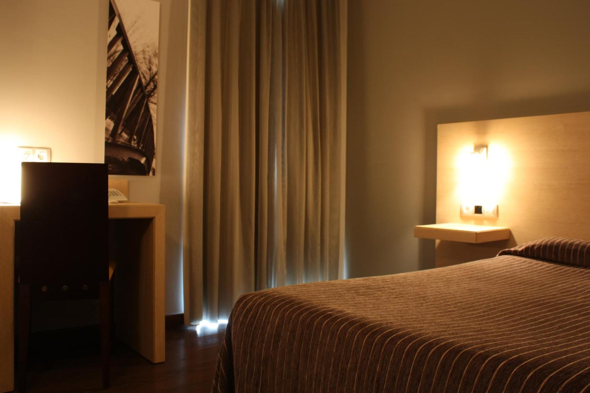 Hotel Pontes Do Eume Puentes de Garcia Rodriguez Δωμάτιο φωτογραφία